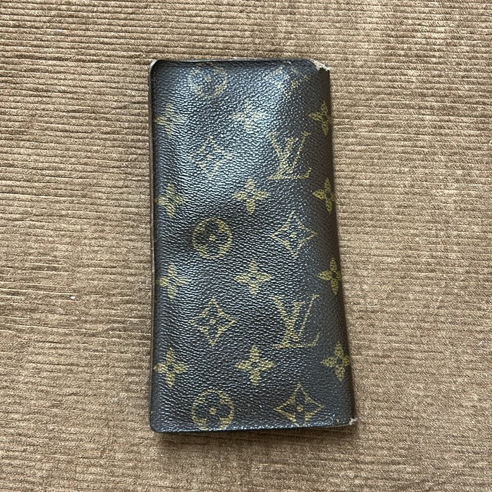 Louis Vuitton Monogram Checkbook Wallet - Picture 2 of 6